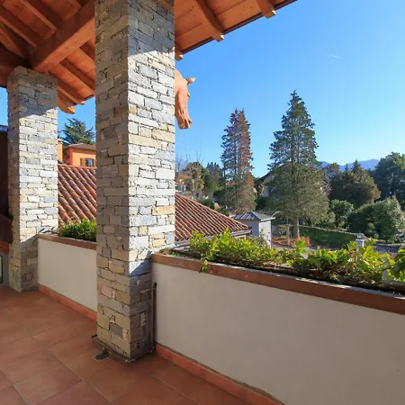 Sleeps 8 Pool Air Con Wifi * Cissano