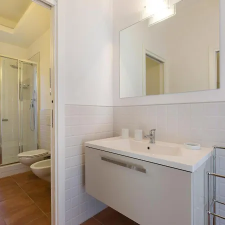 Sleeps 8 Pool Air Con Wifi Vila